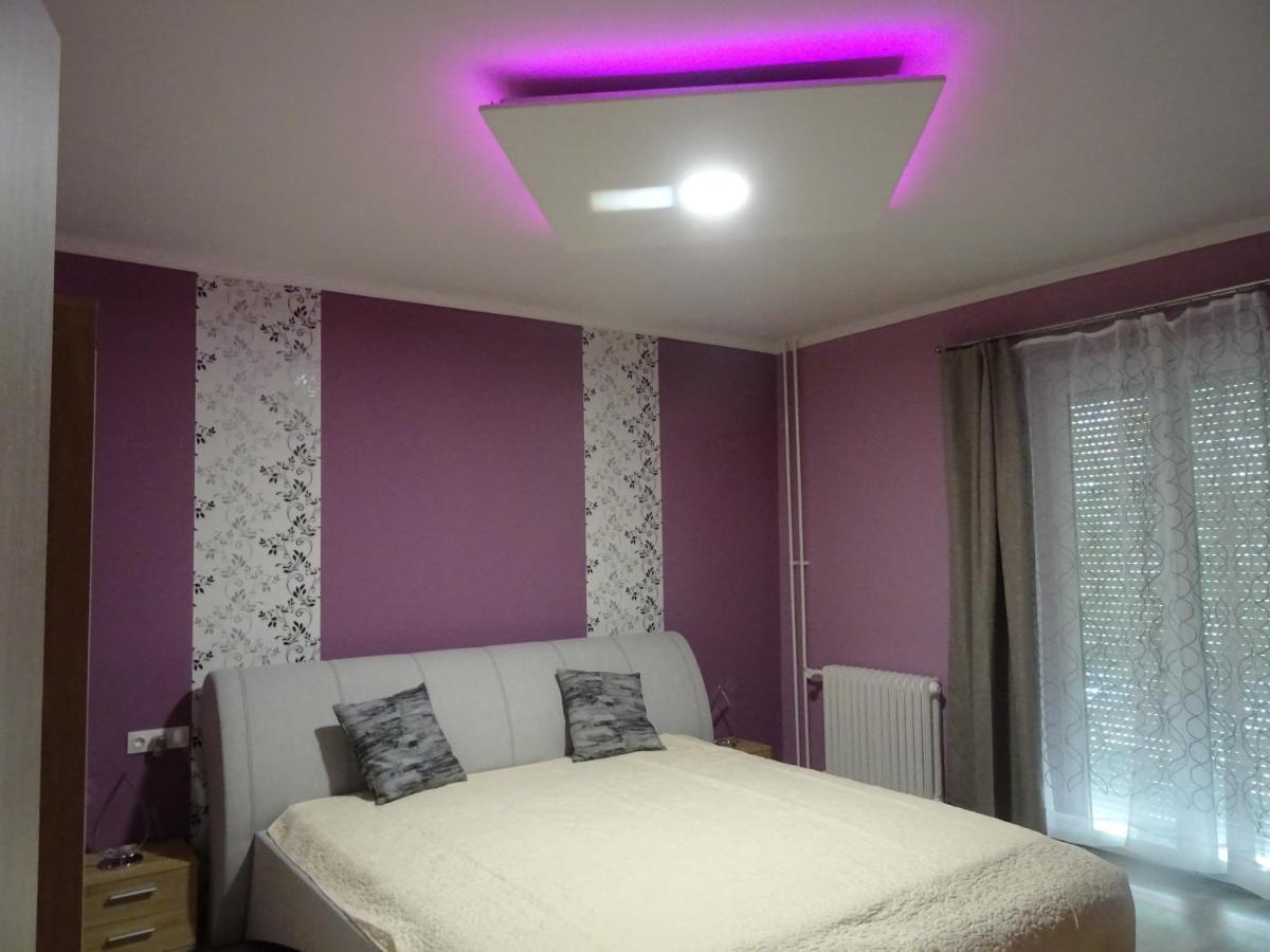 Gyori Uti Lakas Apartament *